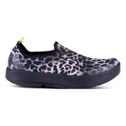 'OOFOS' Women's OOmg EeZee Low Shoe - Cheetah