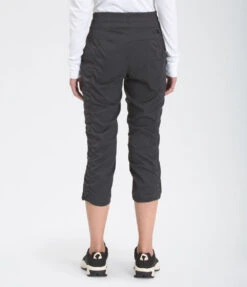 'The North Face' Women's Aphrodite 2.0 Capri - Asphalt Grey 8 'The North Face' Women's Aphrodite 2.0 Capri - Asphalt Grey -Outfit Shop NF0A2UO6 0C5 back 1024x1024@2x